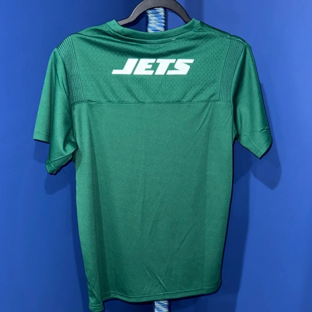 NFL New York Jets- NWOT Green Youth Jersey Shirt Size 18-20
